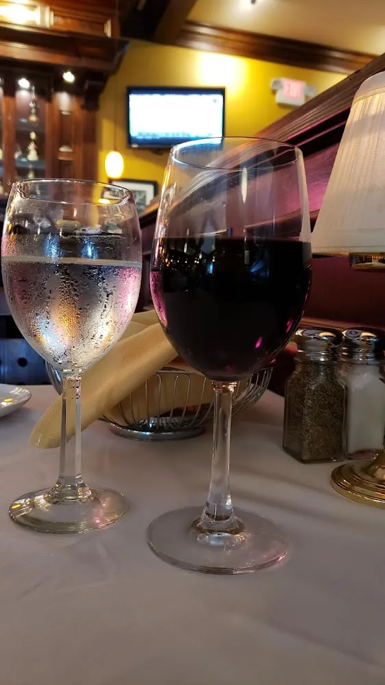 Glas of Water and Malbec